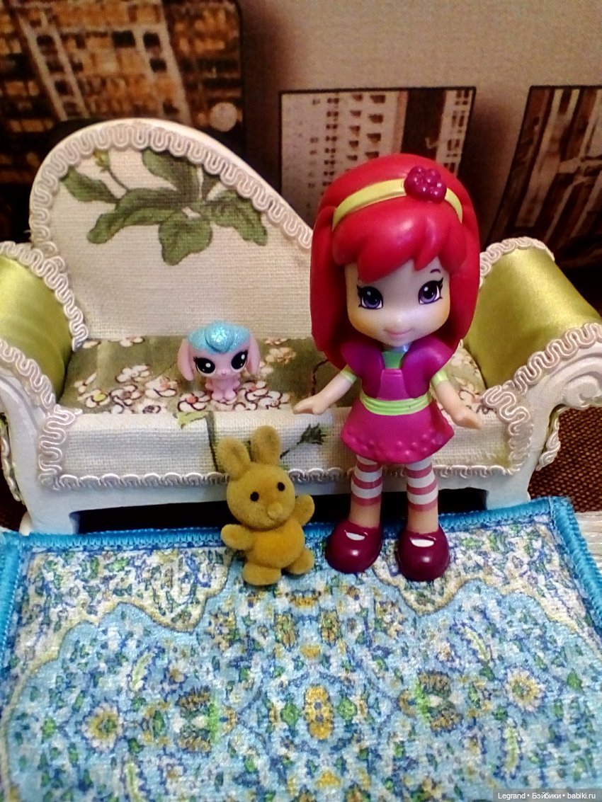 Луренские сады: дети и питомцы на прогулке