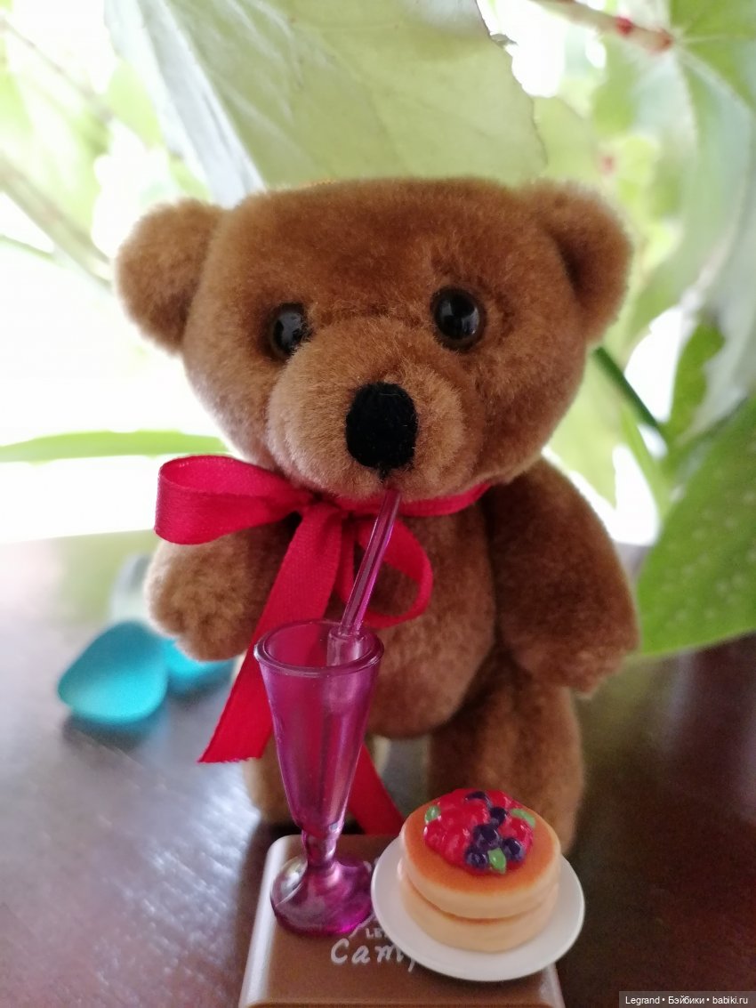 Лурения: Мишель в саду с коктейлем (фото 6)