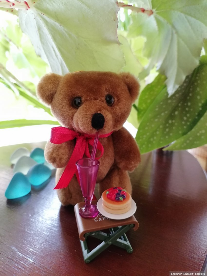 Лурения: Мишель в саду с коктейлем (фото 9)