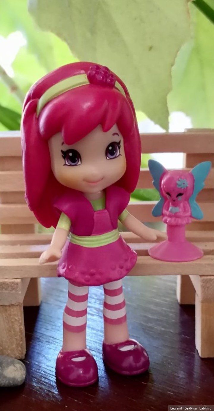 Луренские сады: дети и питомцы на прогулке