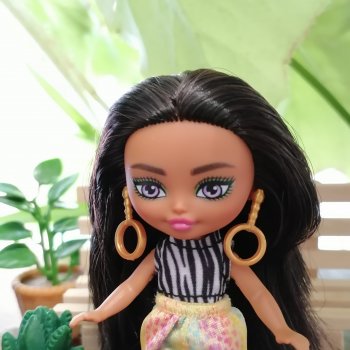 Луренские сады: дети и питомцы на прогулке