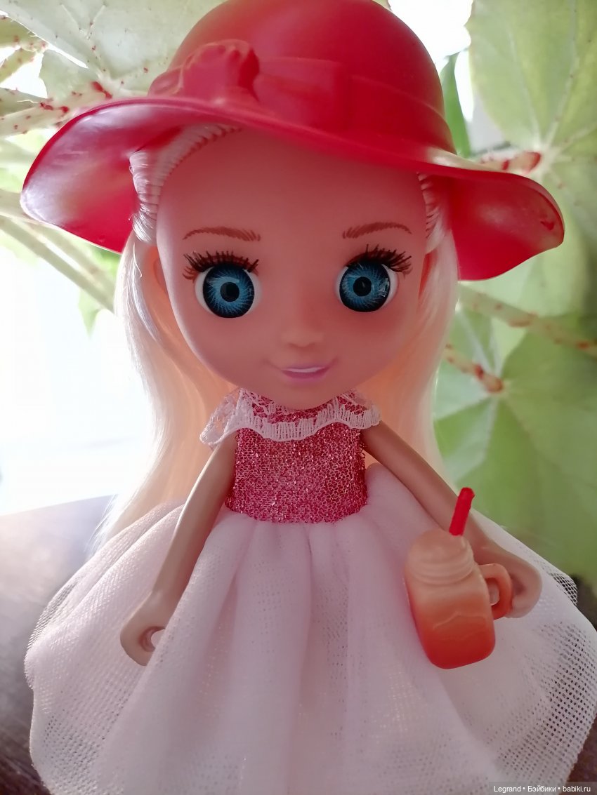 Луренские сады: девочки на прогулке (фото 10)