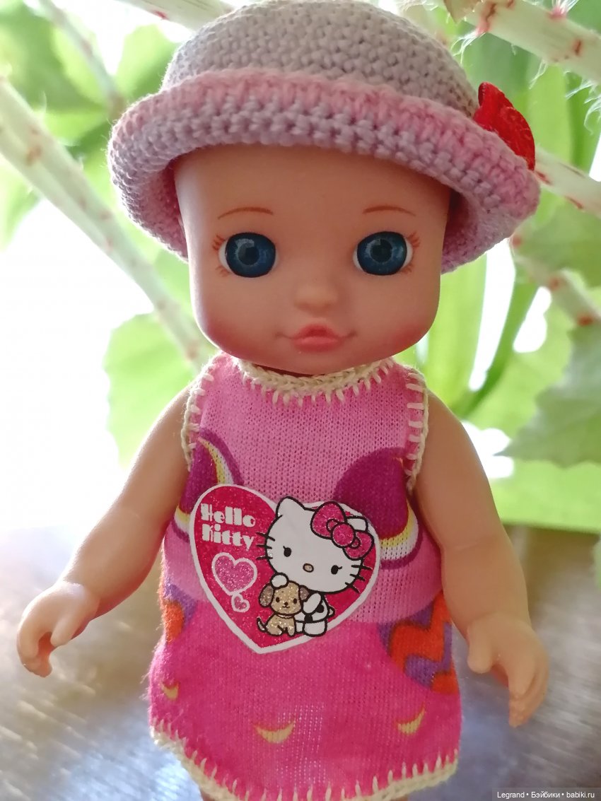 Луренские сады: девочки на прогулке