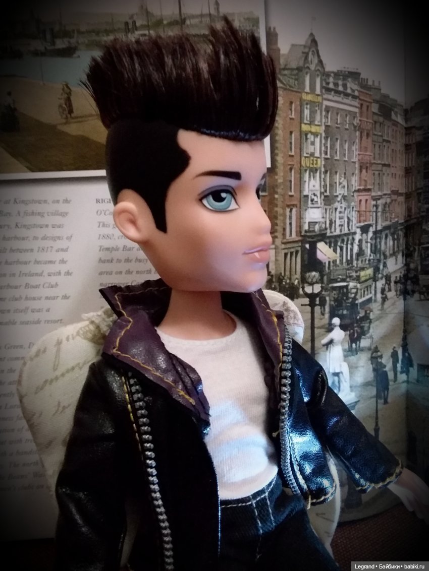 Маленькие луренцы: А ты крутишь головой