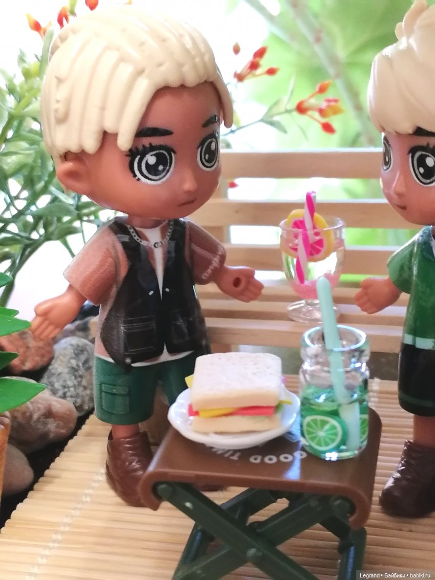 Маленькие луренцы: А ты крутишь головой (фото 8)