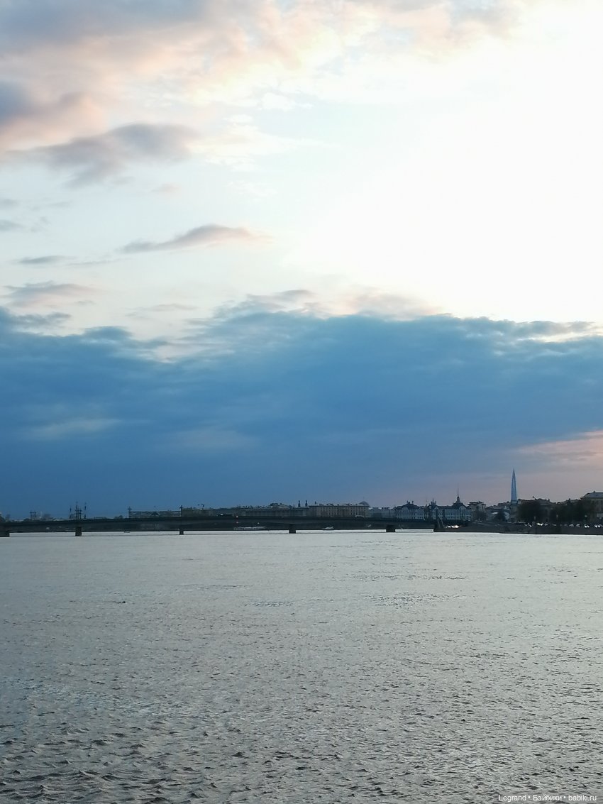 Санкт-Петербург: закат на Неве - прогулка с Джаном (фото 4)