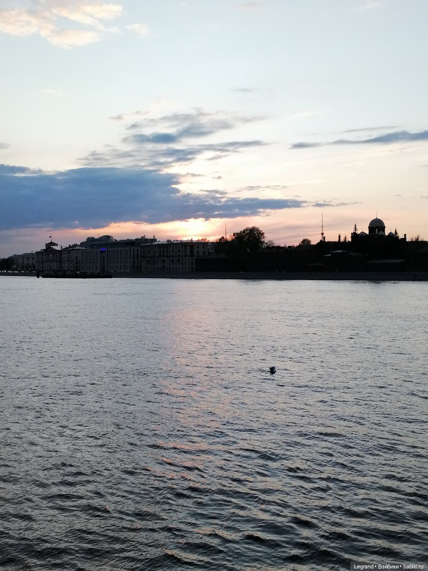 Санкт-Петербург: закат на Неве - прогулка с Джаном