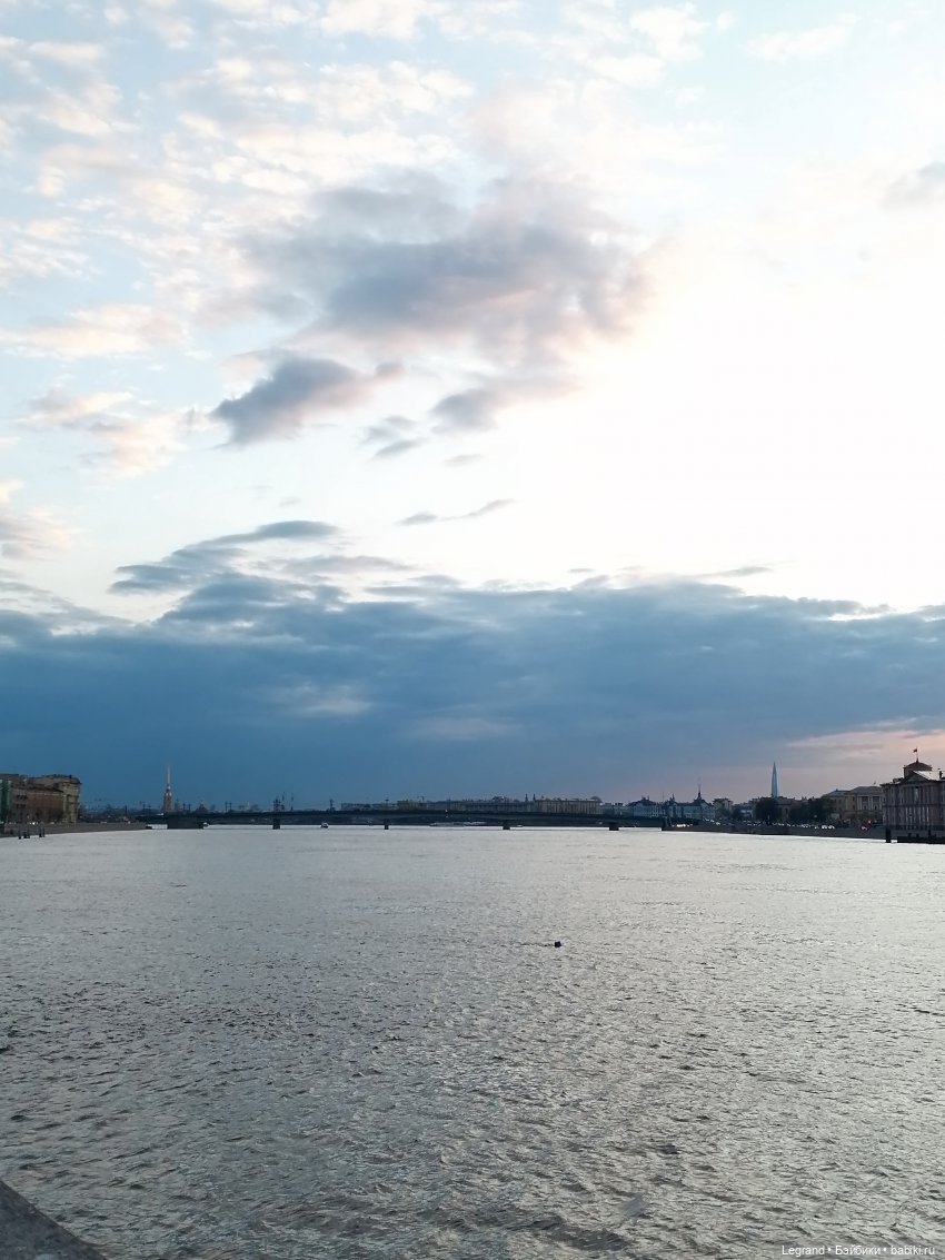 Санкт-Петербург: закат на Неве - прогулка с Джаном