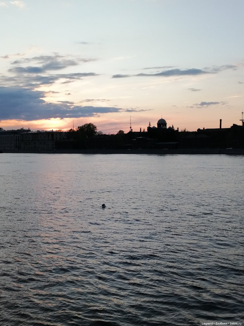 Санкт-Петербург: закат на Неве - прогулка с Джаном