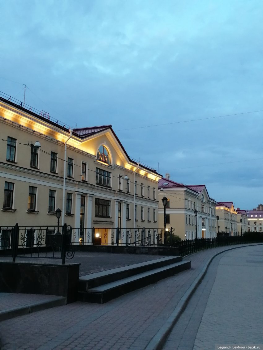 Санкт-Петербург: в Таврическом саду с Джаном