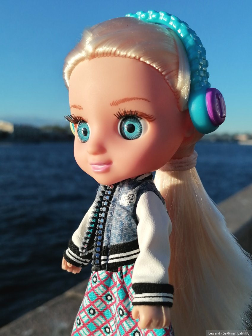 Санкт-Петербург: Алия на набережной Невы - продолжение (фото 8)