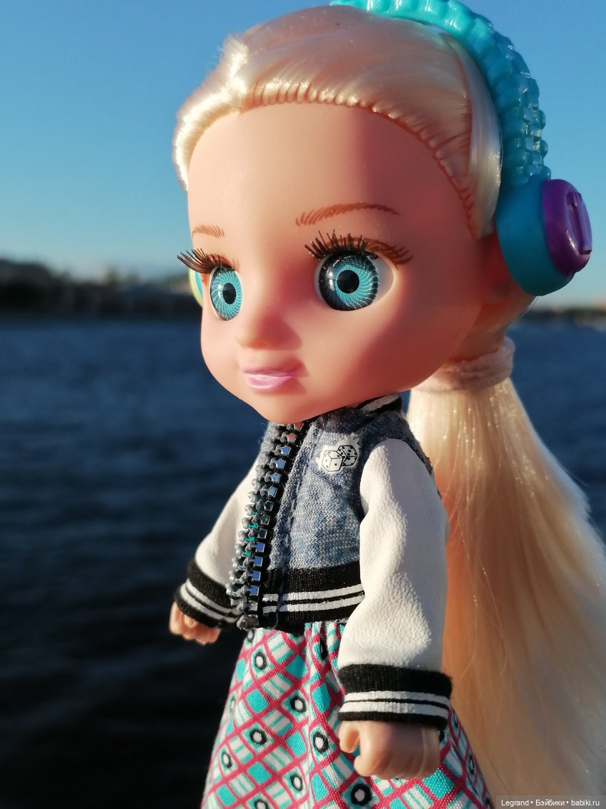 Санкт-Петербург: Алия на набережной Невы - продолжение