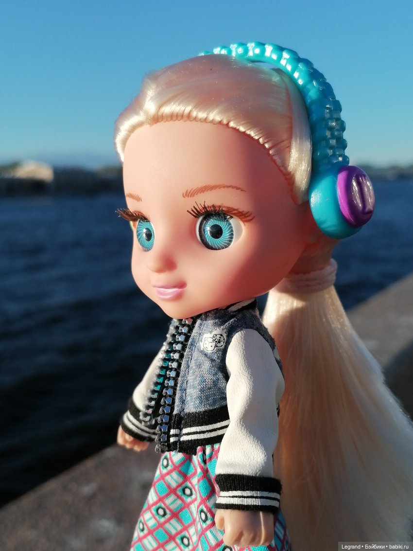 Санкт-Петербург: Алия на набережной Невы - продолжение (фото 5)