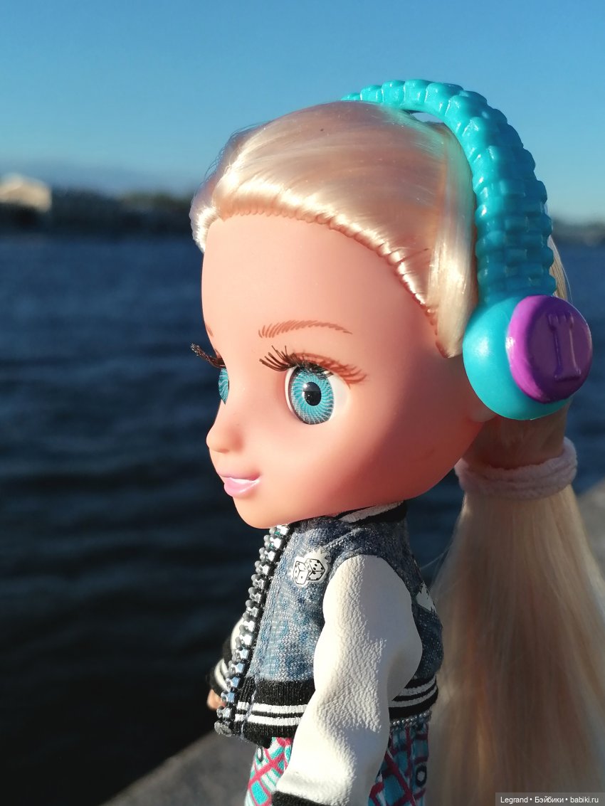 Санкт-Петербург: Алия на набережной Невы