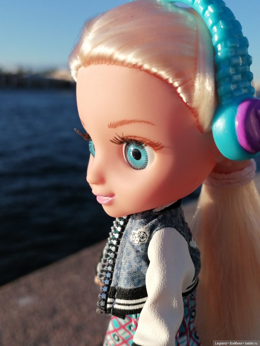 Санкт-Петербург: Алия на набережной Невы - продолжение (фото 9)