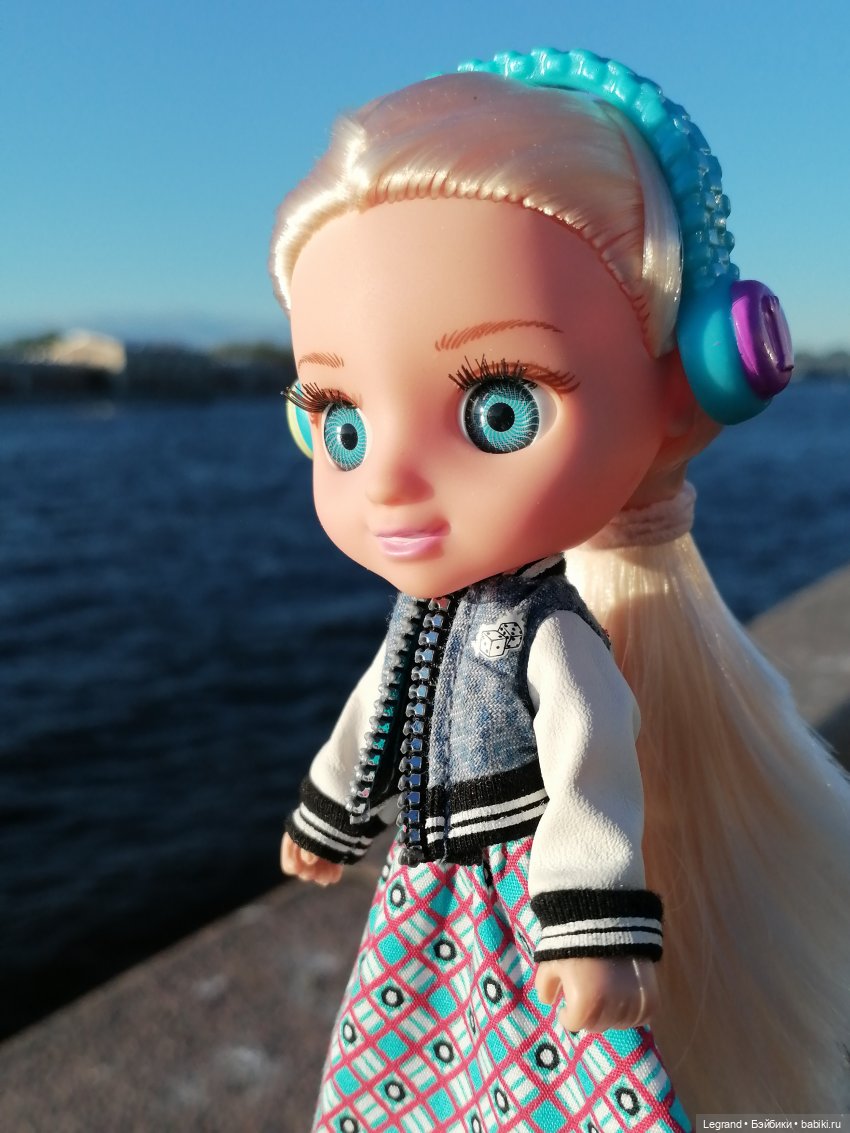 Санкт-Петербург: Алия на набережной Невы - продолжение (фото 7)