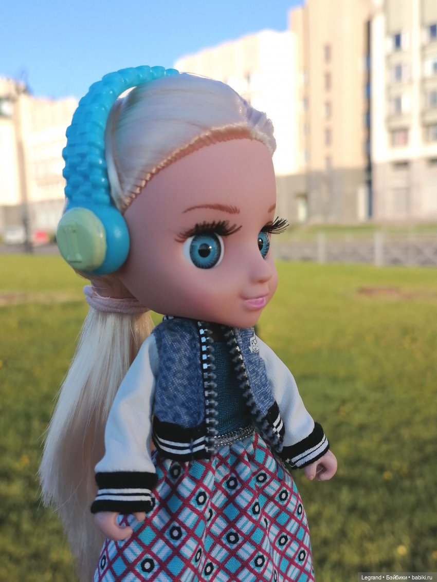 Санкт-Петербург: Алия на набережной Невы