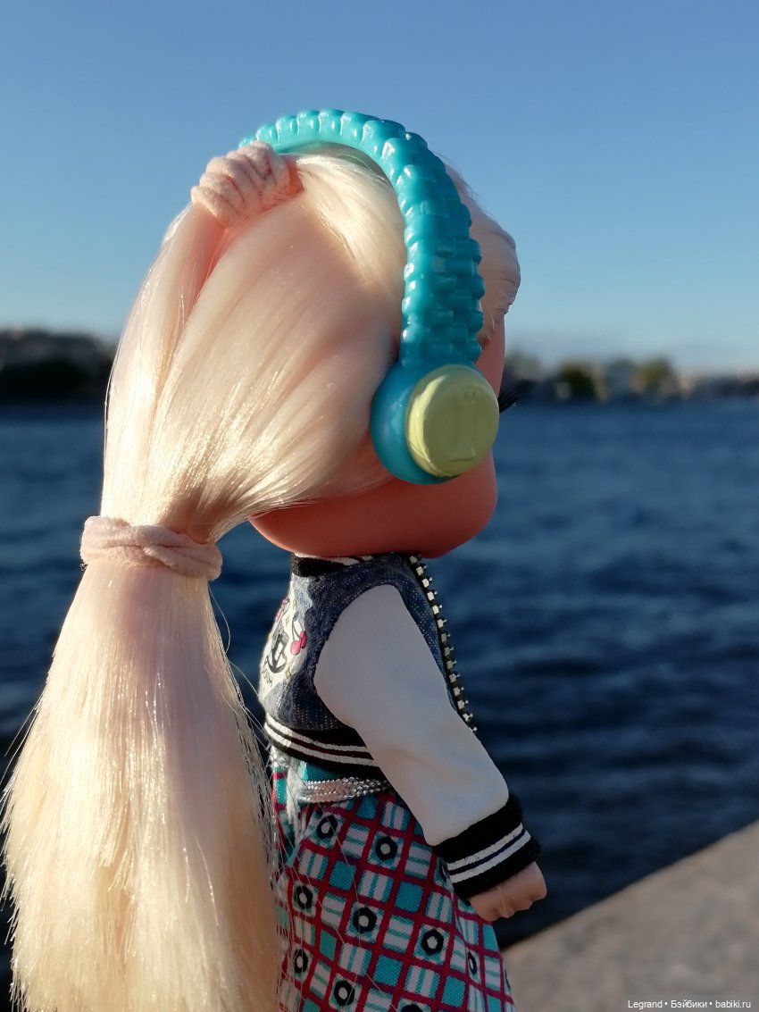 Санкт-Петербург: Алия на набережной Невы