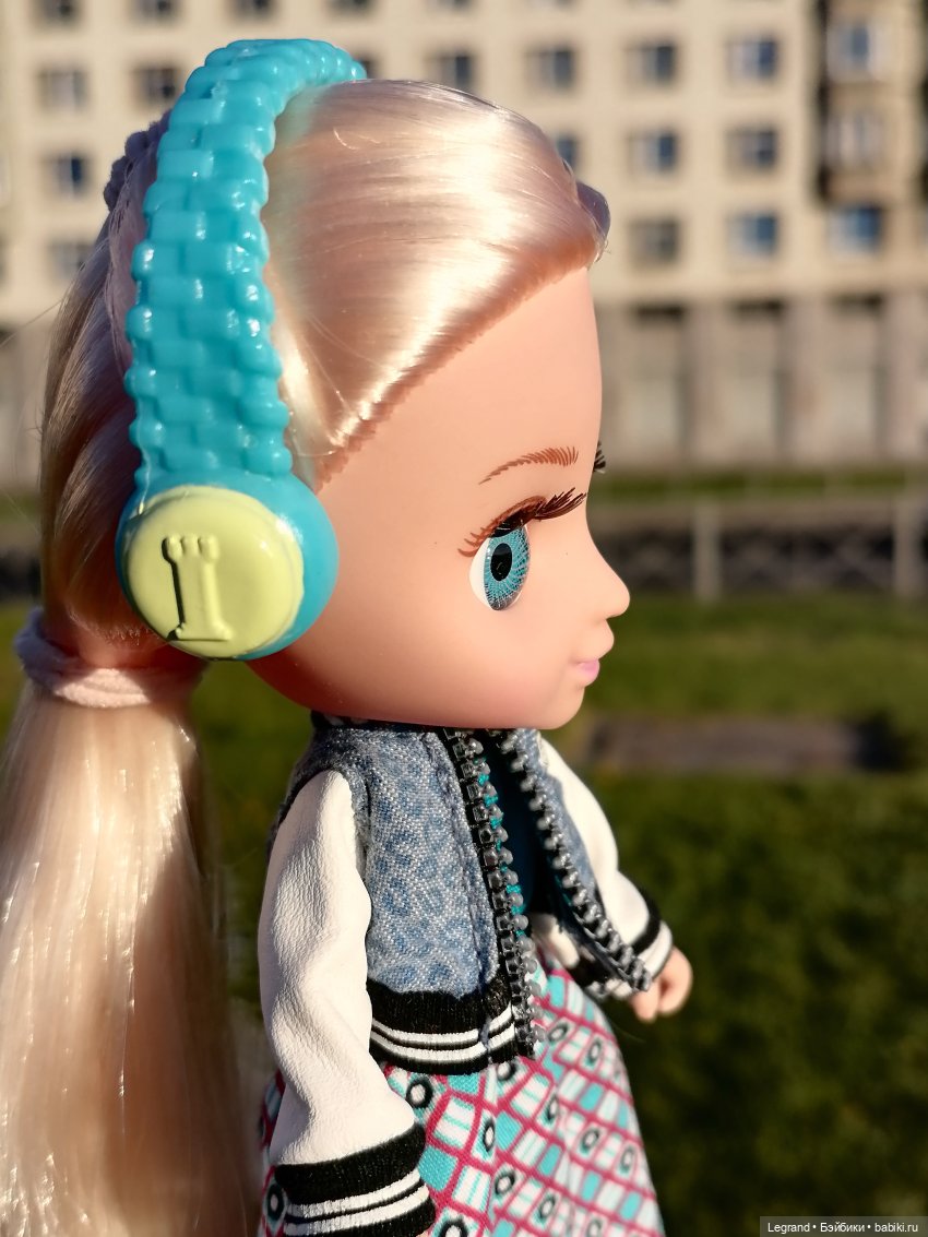 Санкт-Петербург: Алия на набережной Невы