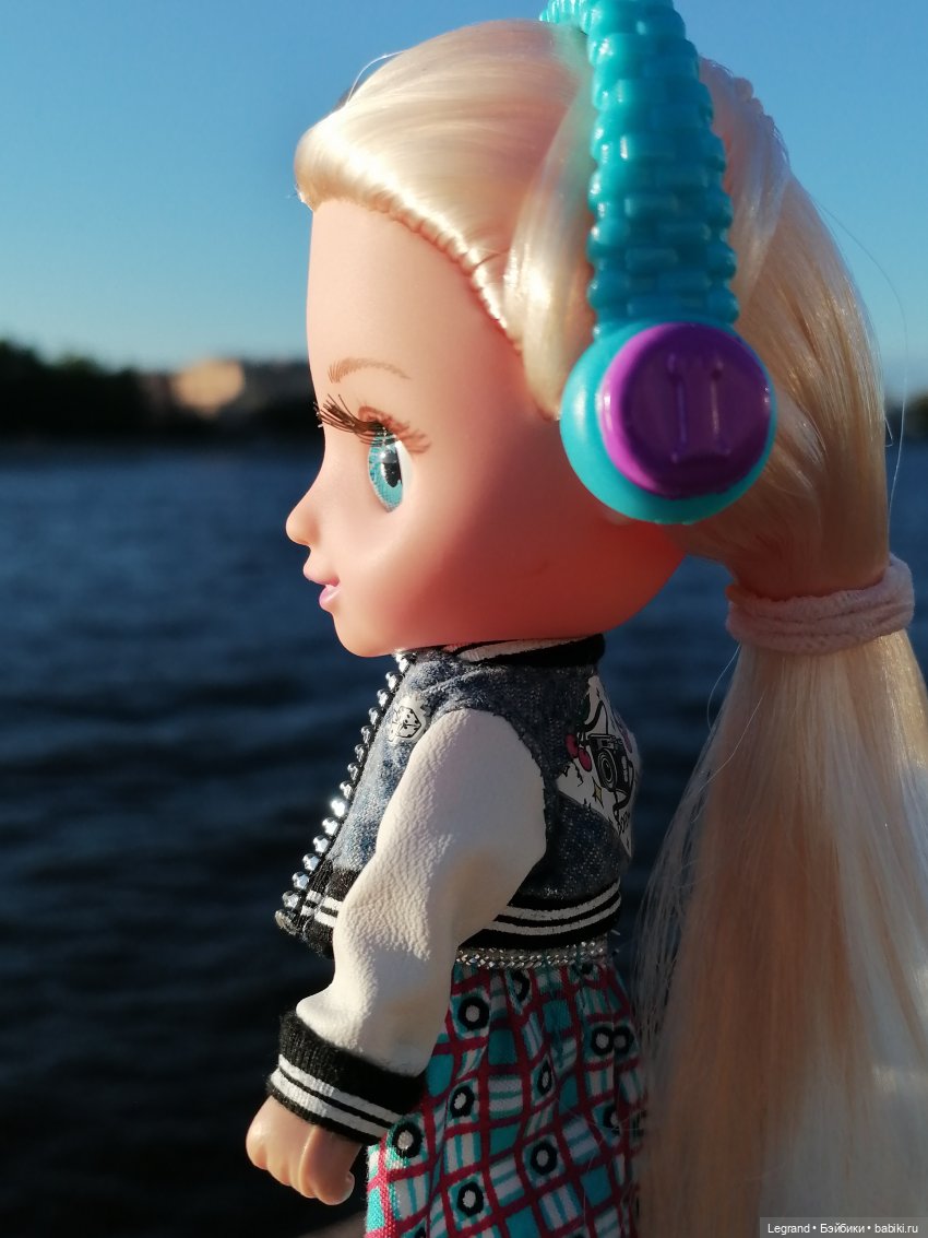 Санкт-Петербург: Алия на набережной Невы - продолжение (фото 2)