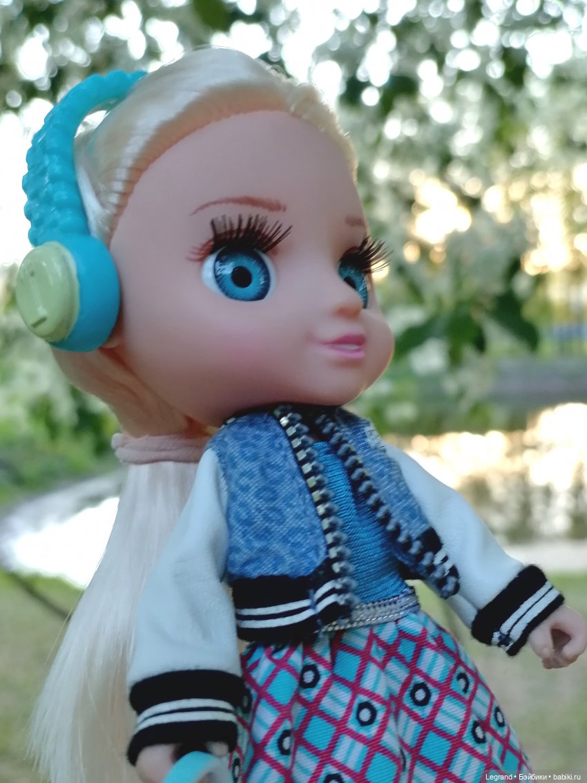 Санкт-Петербург: Алия и цветение черёмухи