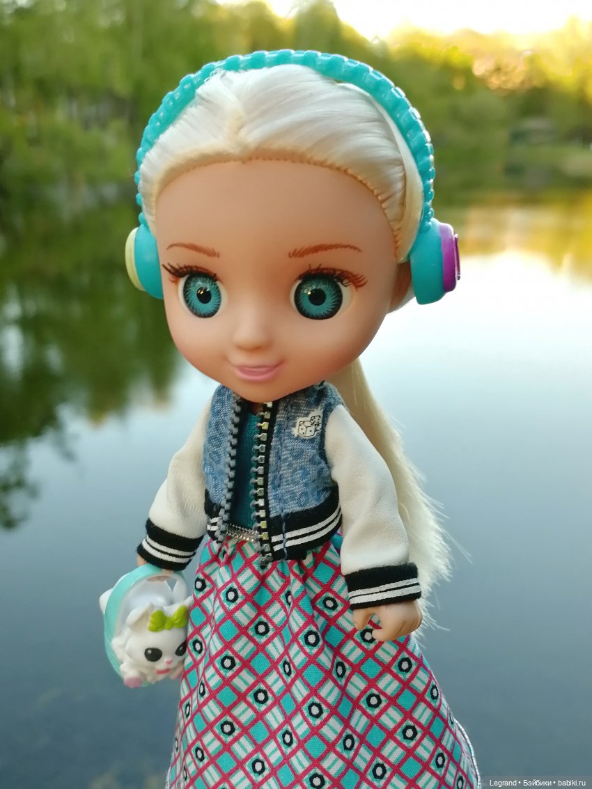 Санкт-Петербург: Алия у пруда в Таврическом саду