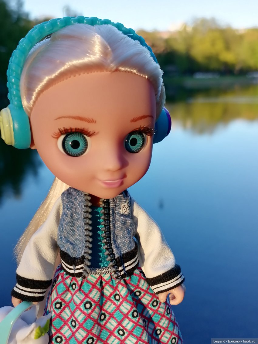 Санкт-Петербург: Алия у пруда в Таврическом саду (фото 6)