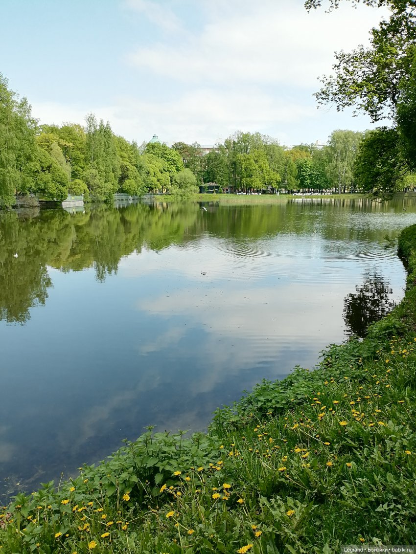 Санкт-Петербург: Таврический сад в мае