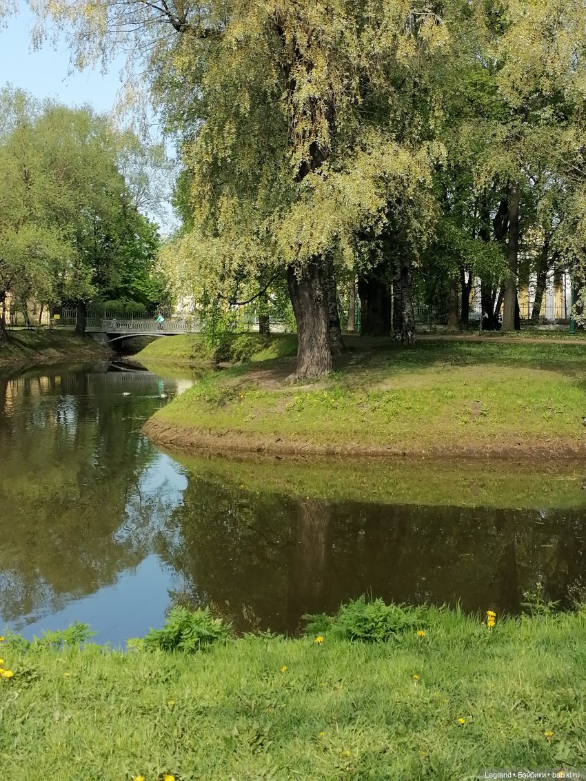 Санкт-Петербург: Таврический сад - цветущий май