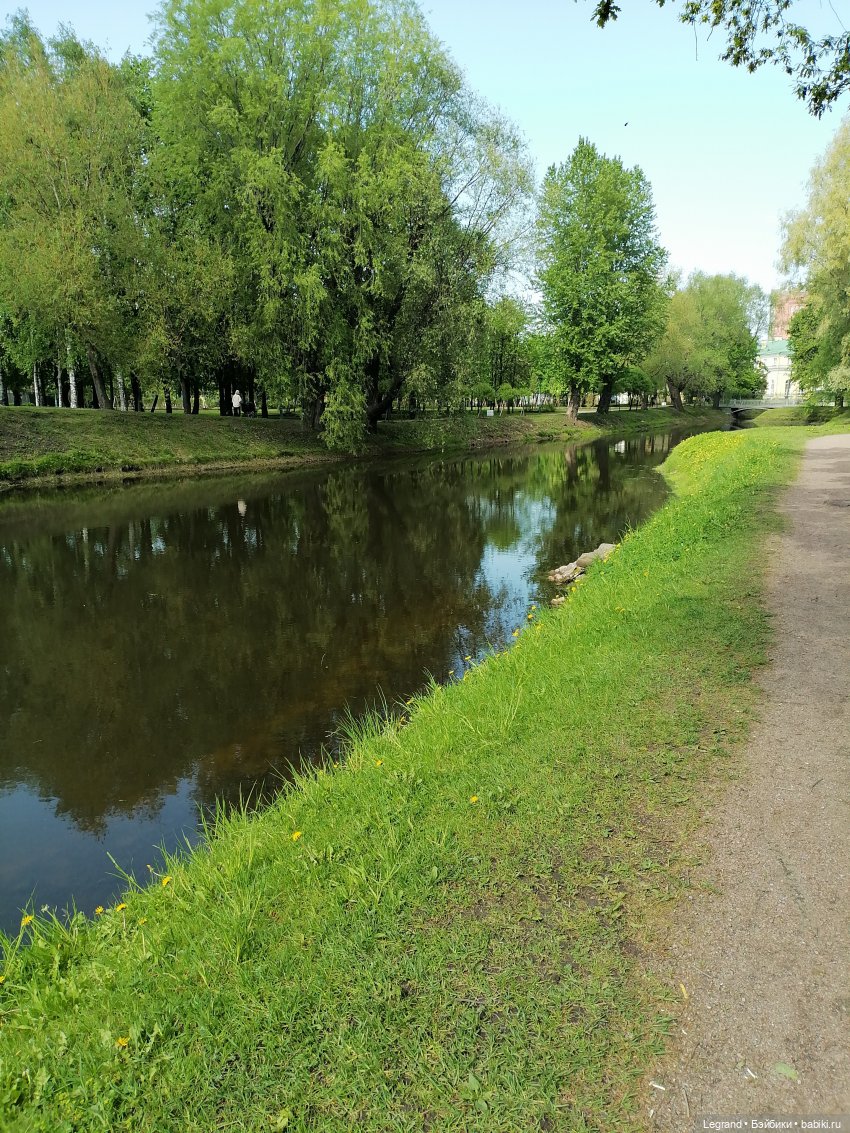 Санкт-Петербург: Таврический сад - цветущий май