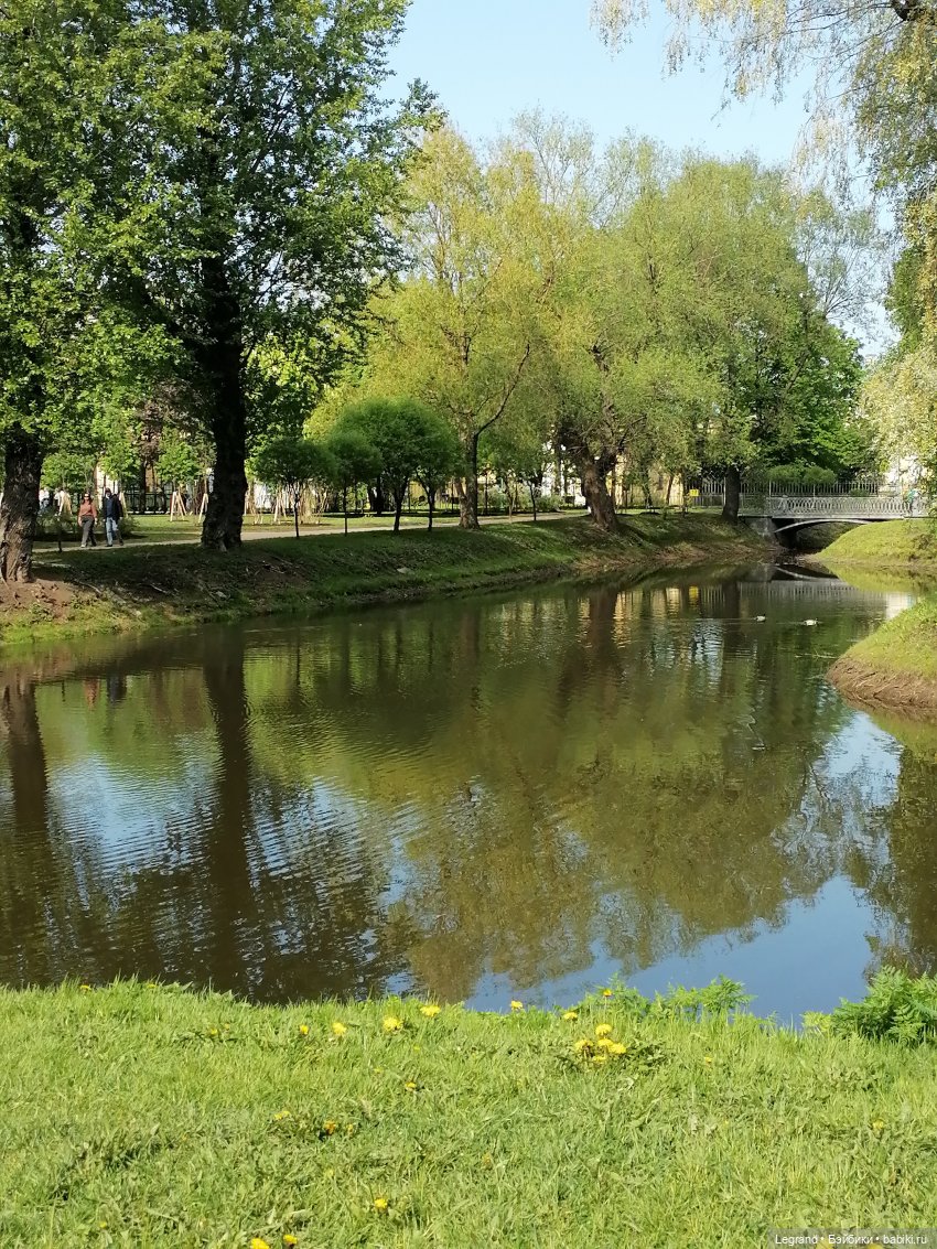 Санкт-Петербург: Таврический сад - цветущий май