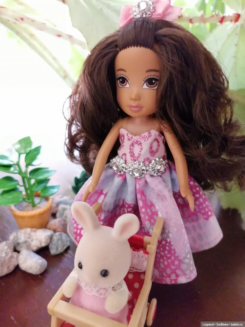 Маленькие луренцы: дети в Лурении