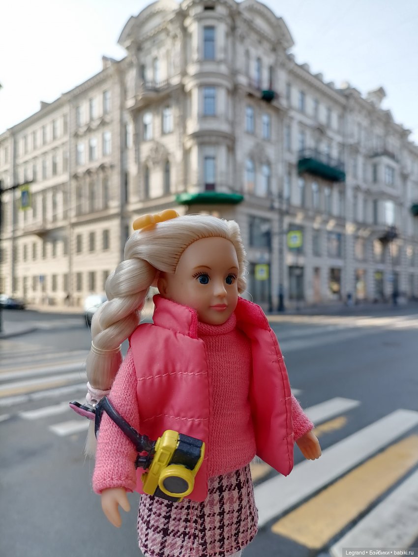 Санкт-Петербург: длинная прогулка с Кирой - по дороге к Невскому