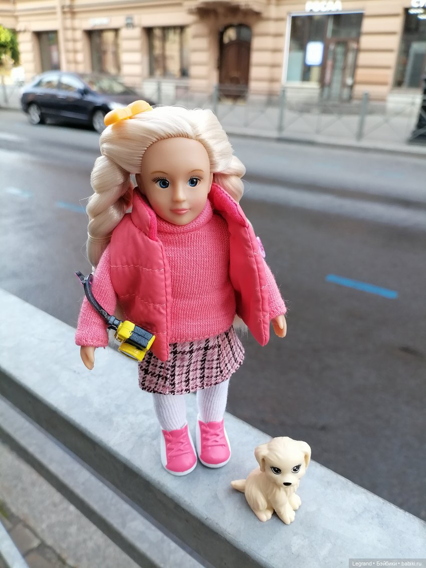 Санкт-Петербург: длинная прогулка с Кирой - по дороге к Невскому