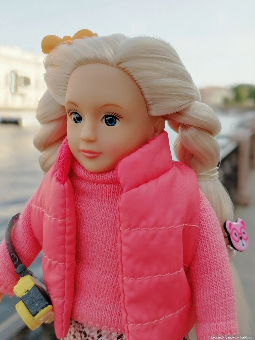 Санкт-Петербург: Кира на прогулке. Фонтанка, Аничков мост - часть первая (фото 10)