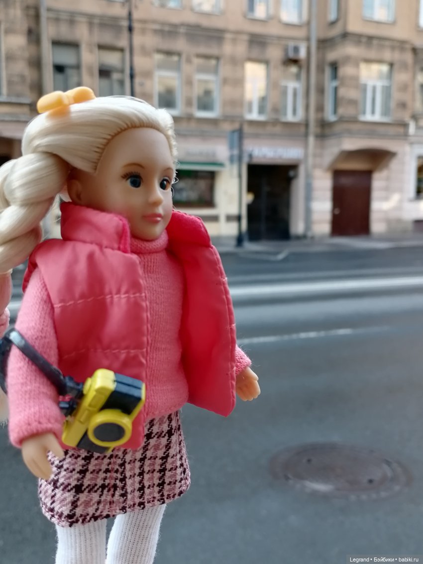 Санкт-Петербург: длинная прогулка с Кирой - по дороге к Невскому (фото 9)