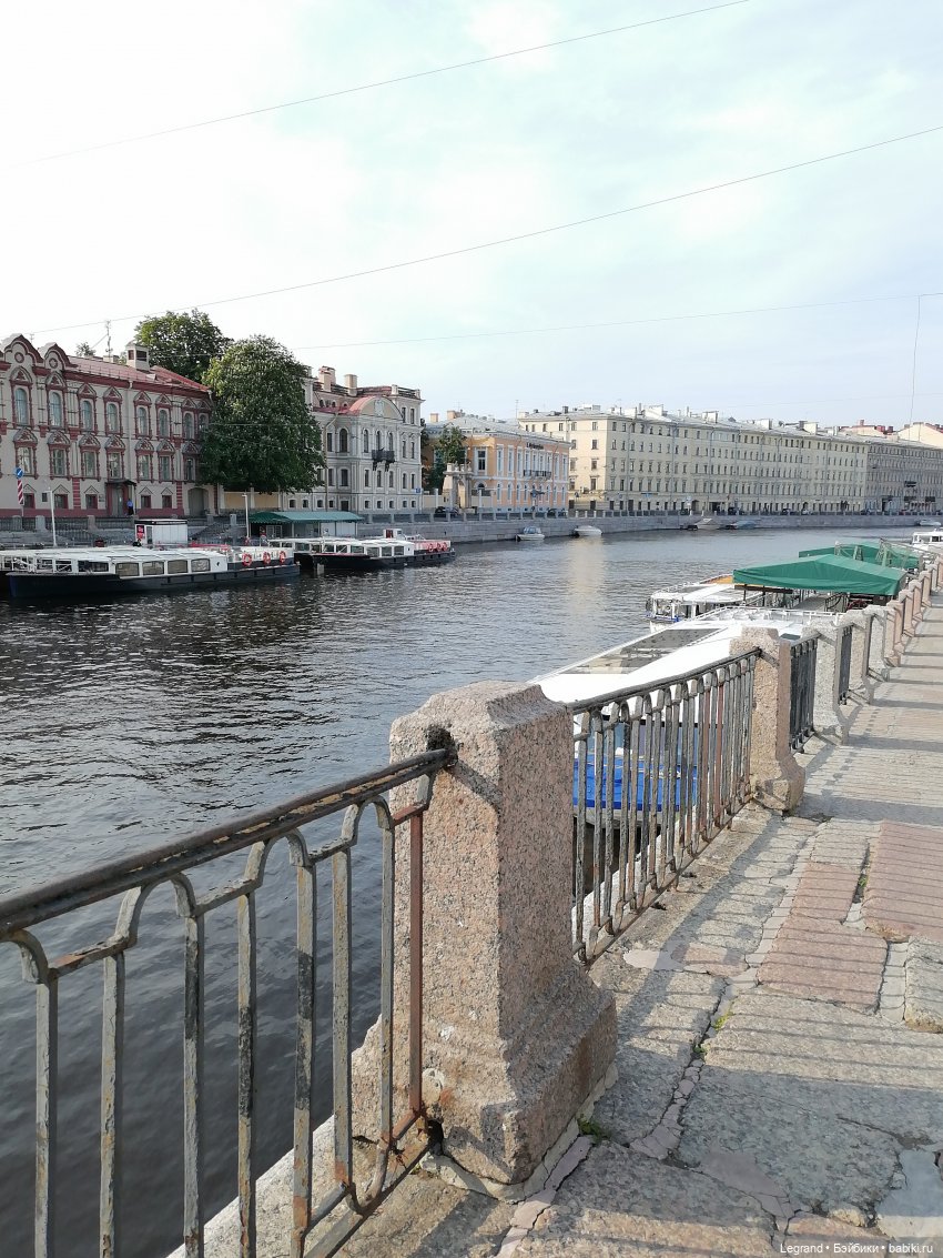 Санкт-Петербург: Невский проспект. Аланья на Аничковом мосту - часть первая