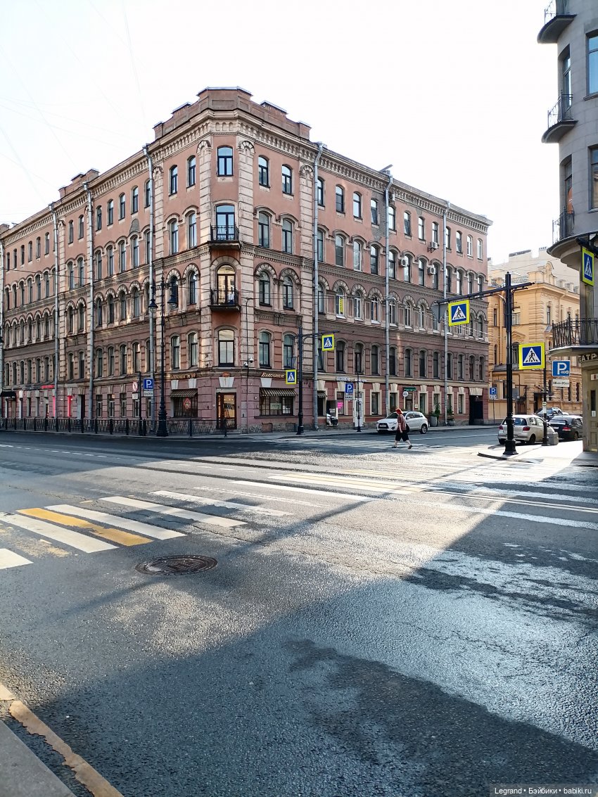 Санкт-Петербург: длинная прогулка с Кирой - по дороге к Невскому (фото 2)