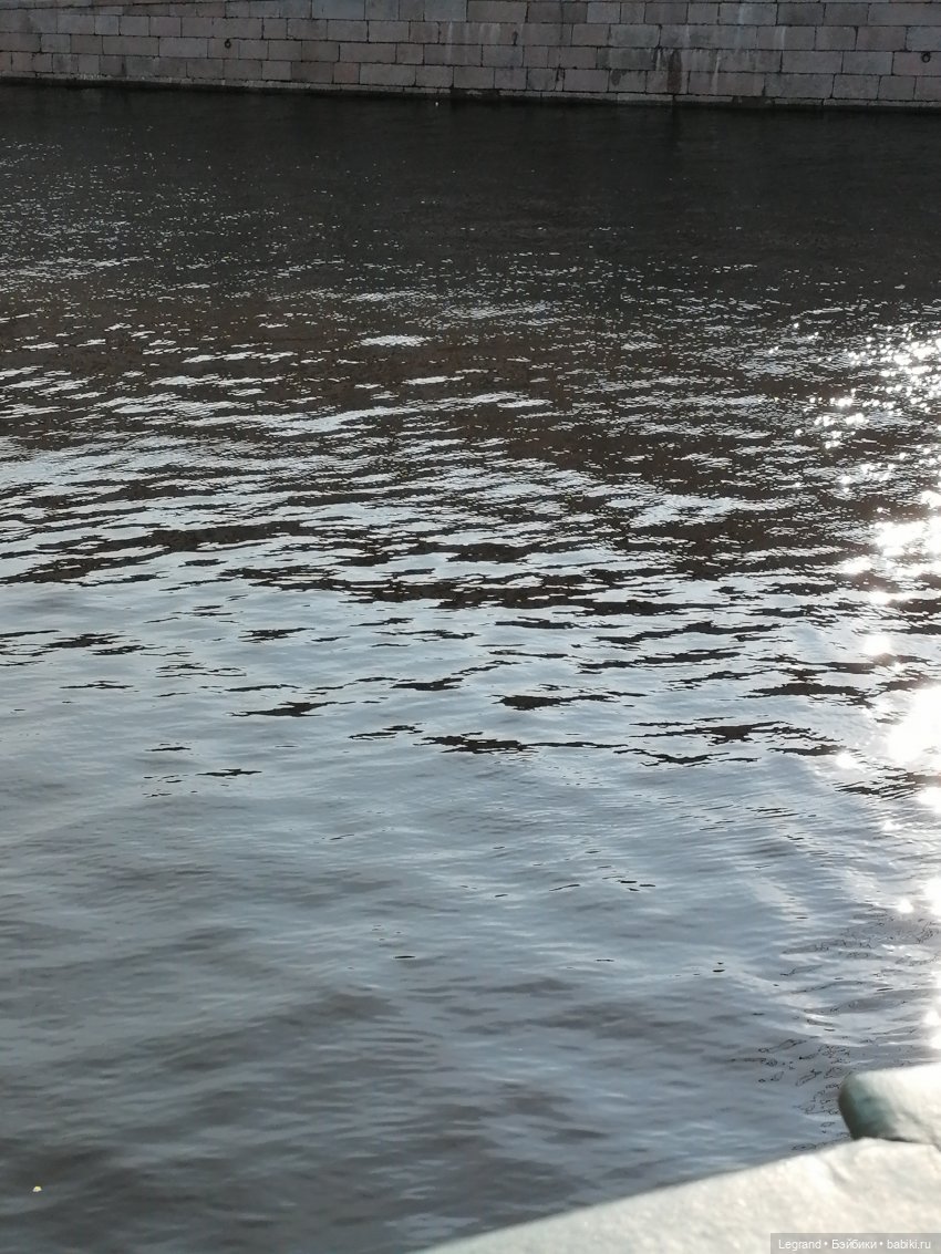 Санкт-Петербург: Невский проспект. Аланья на Аничковом мосту - часть первая