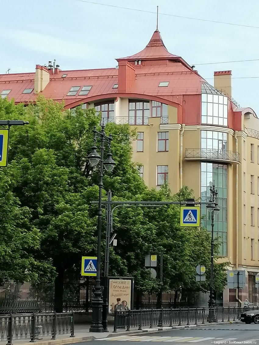 Санкт-Петербург: Кира и Аланья на ул. Восстания (фото 7)