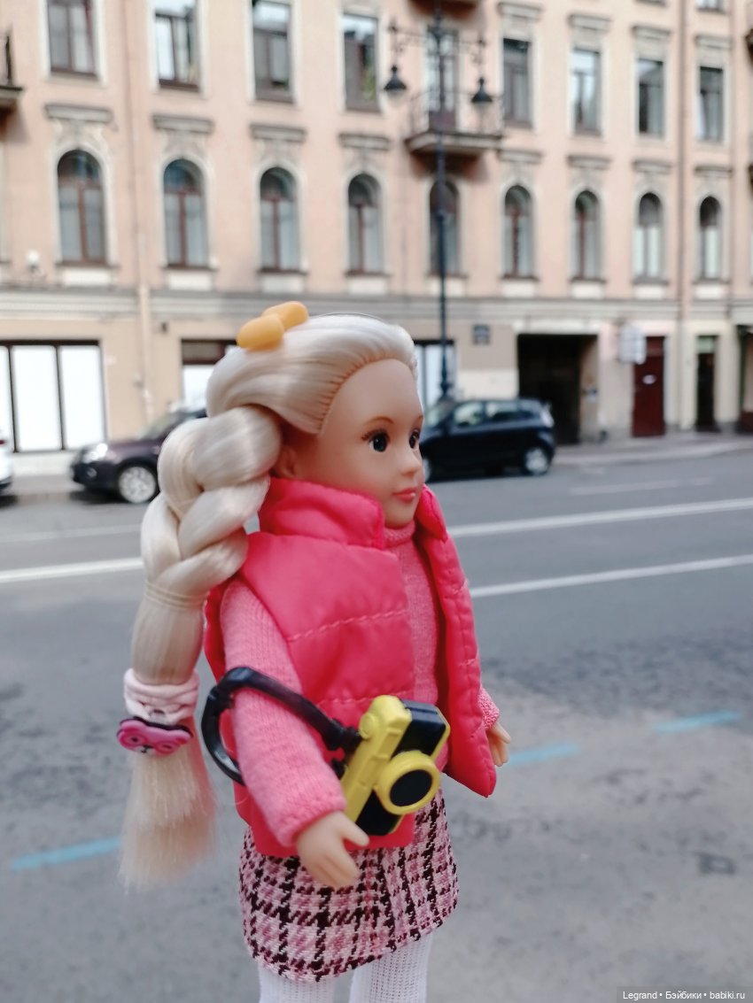 Санкт-Петербург: Кира и Аланья на ул. Восстания