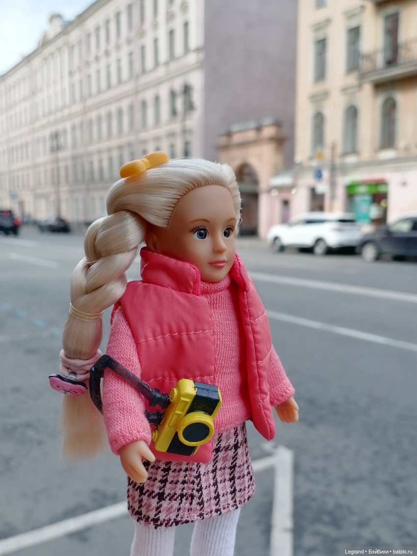 Санкт-Петербург: Кира и Аланья на ул. Восстания