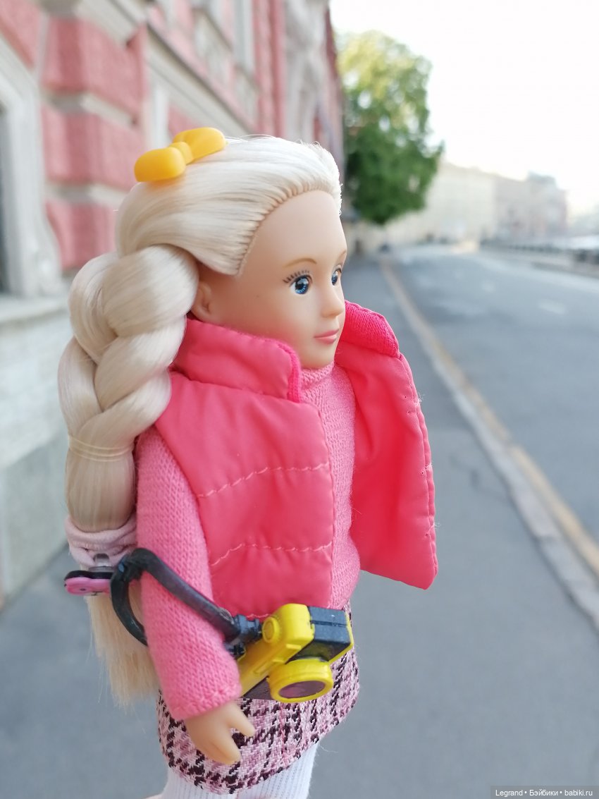 Санкт-Петербург: Кира на прогулке. Фонтанка, Аничков мост - часть вторая