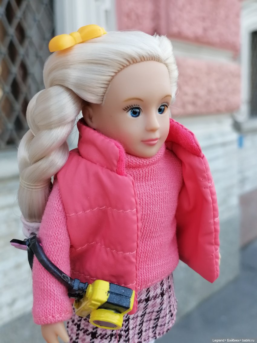 Санкт-Петербург: Кира на прогулке. Фонтанка, Аничков мост - часть вторая