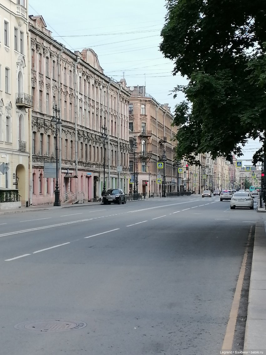 Санкт-Петербург: Кира и Аланья на ул. Восстания