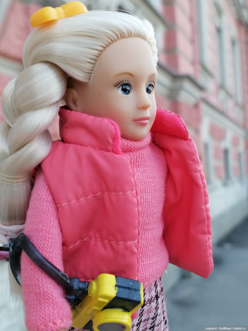 Санкт-Петербург: Кира на прогулке. Фонтанка, Аничков мост - часть вторая