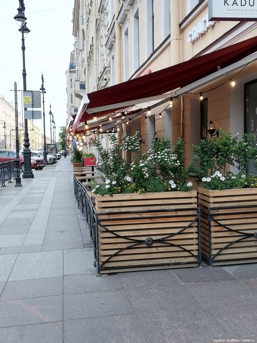 Санкт-Петербург: Кира и Аланья на ул. Восстания (фото 8)