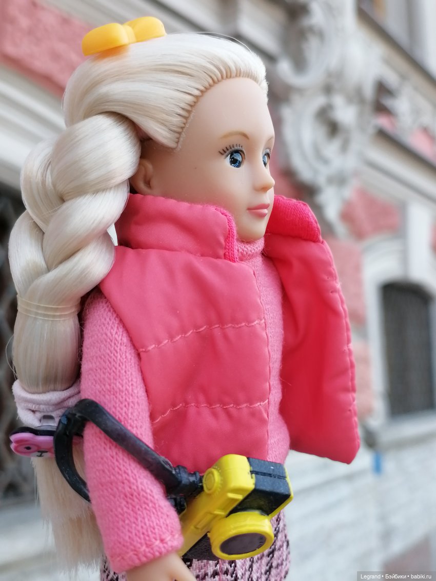 Санкт-Петербург: Кира на прогулке. Фонтанка, Аничков мост - часть вторая