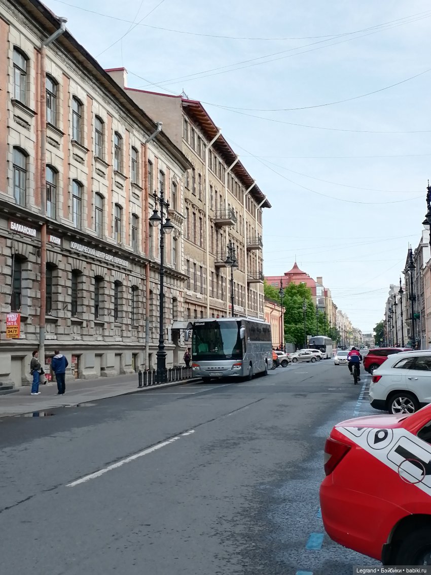 Санкт-Петербург: Кира и Аланья на ул. Восстания (фото 5)