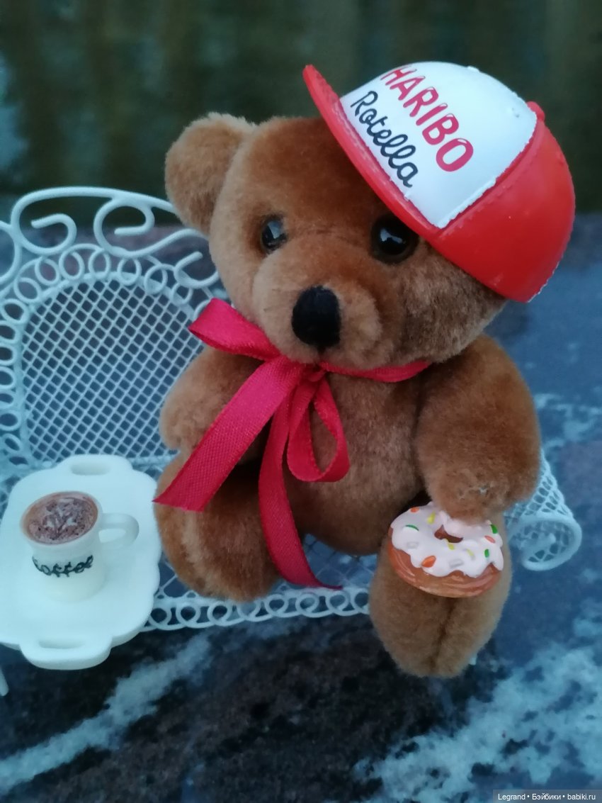 Из жизни моих мишек: Мишель и вечерний кофе в Парадном